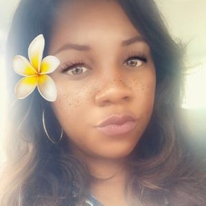 Meet your Posher, Brittney